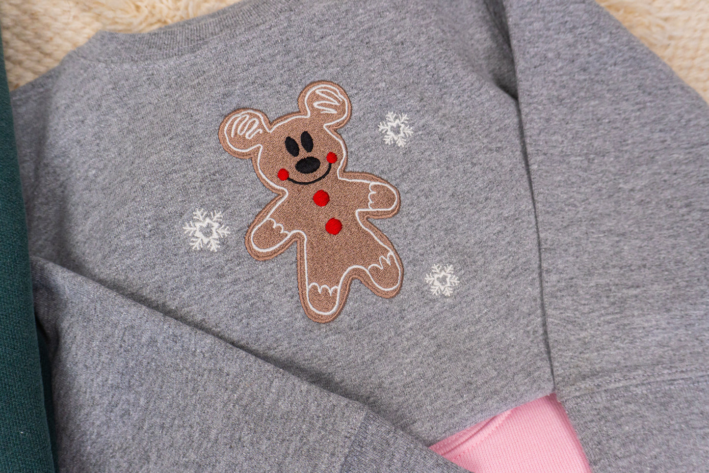 Magic Mouse Gingerbread Cookies - Embroidered Kids Sweatshirt (Heather Gray)