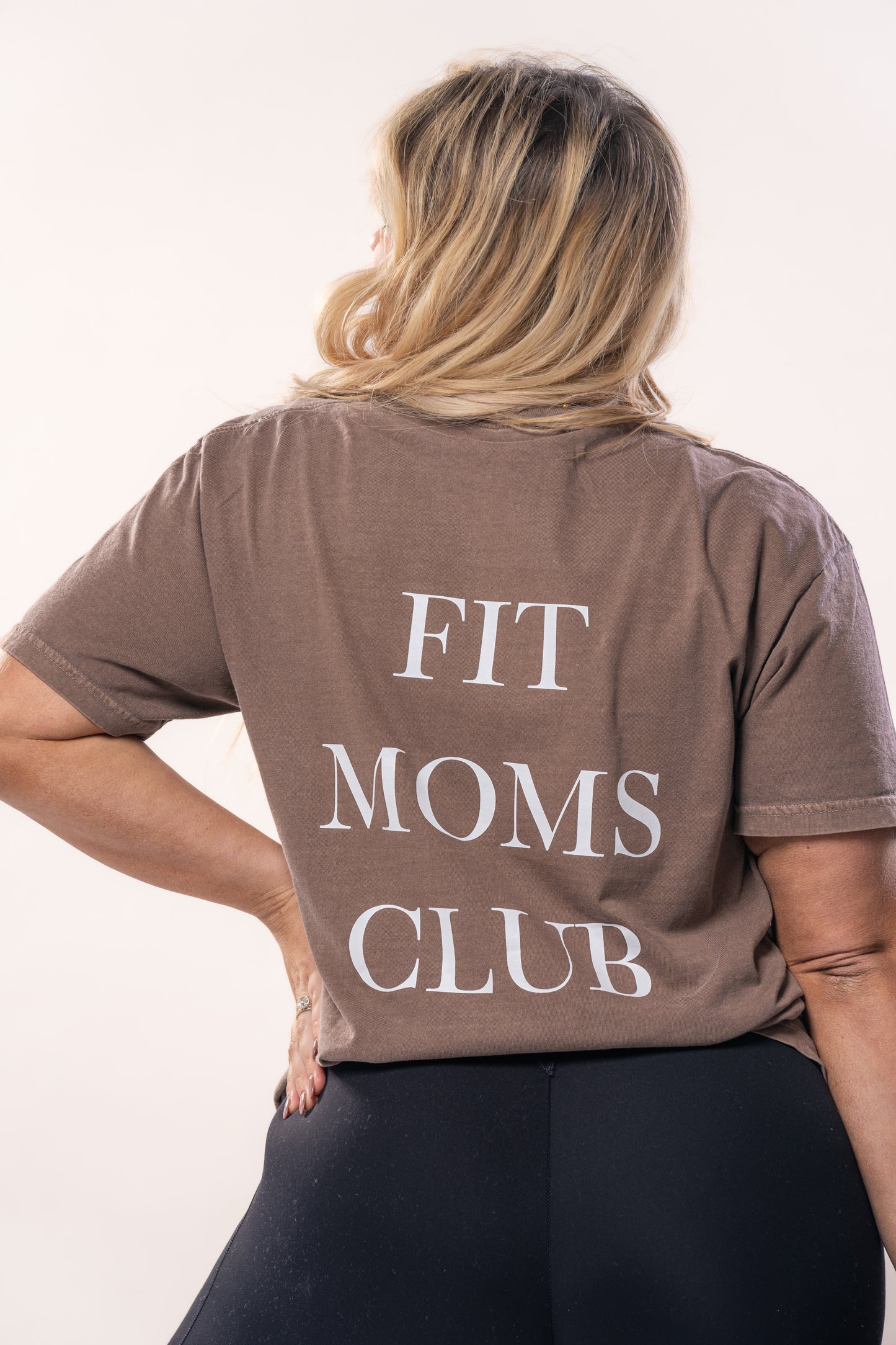 Fit Moms Club (Pocket & Back) - Tee (Espresso)