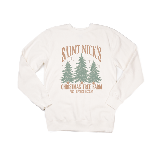 Saint Nick's Christmas Tree Farm - Sweatshirt (Creme)