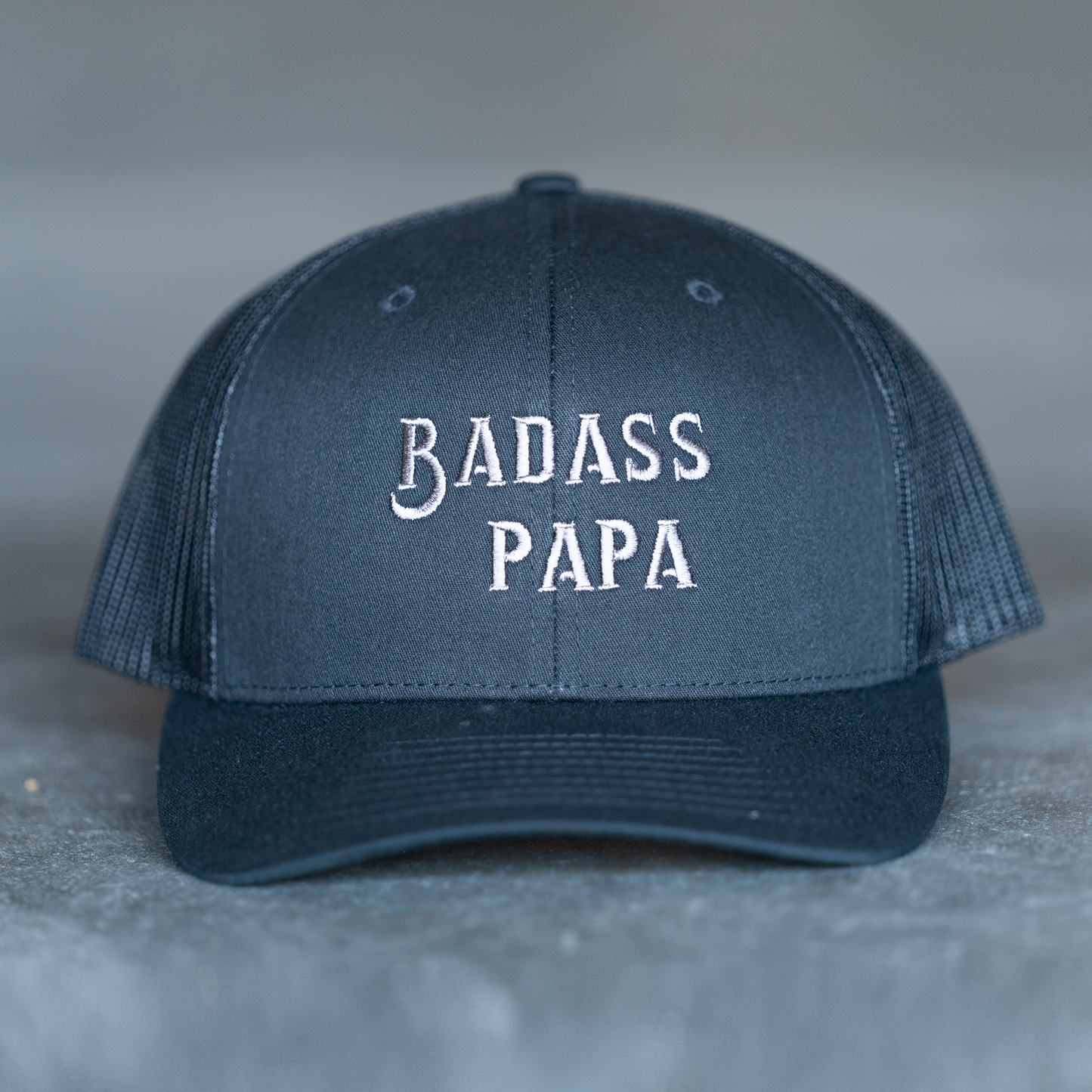 Badass Papa (Gray) - Trucker Hat (Black)