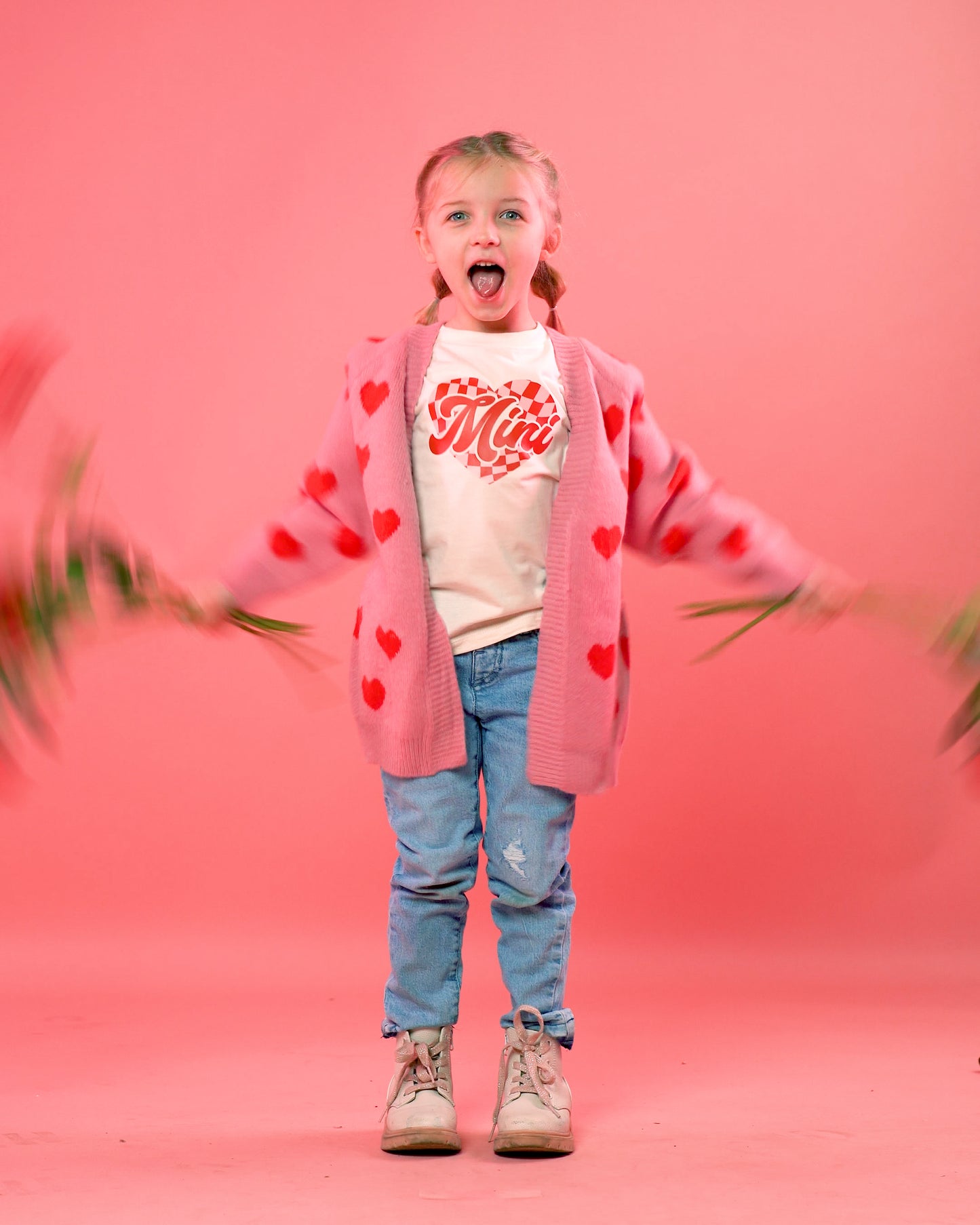 Mini Checkered Heart (Pink/Red) - Kids Tee (Natural)