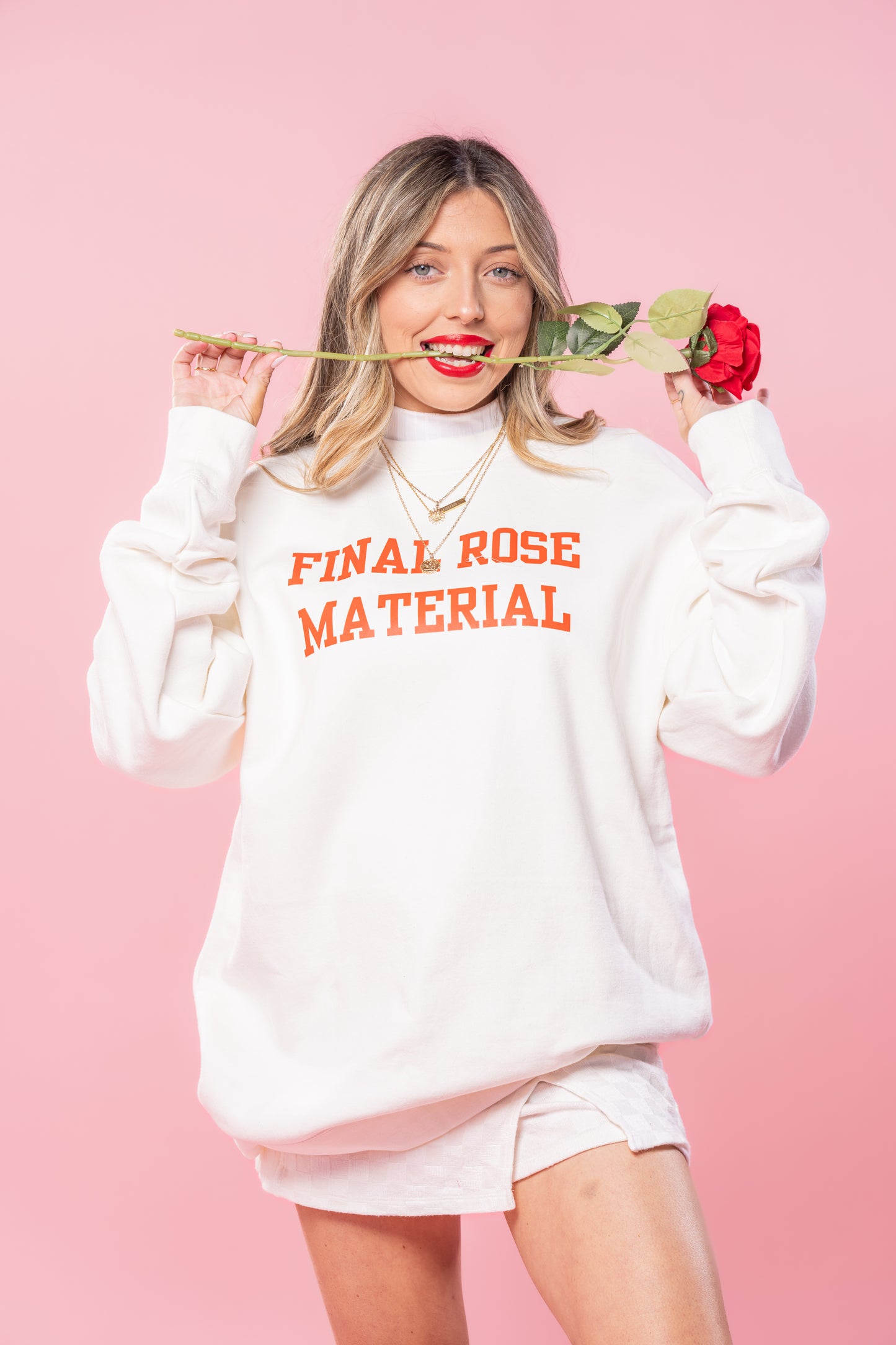 Final Rose Material (Red) - Sweatshirt (Creme)