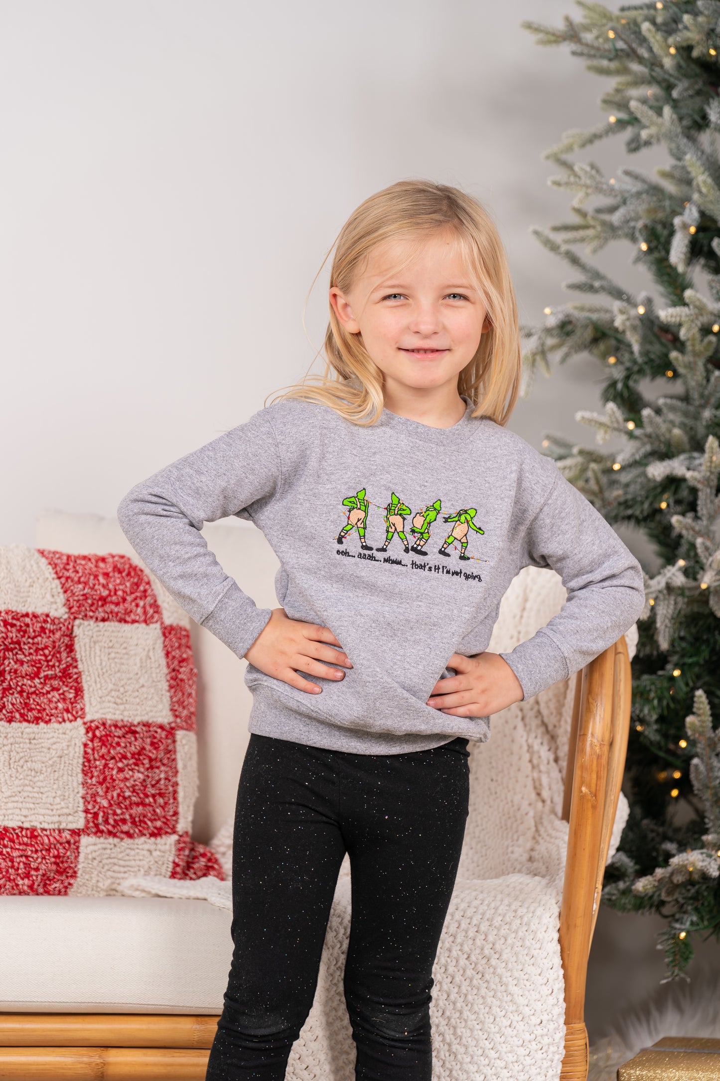 That's it I'm not going - Embroidered Kids Sweatshirt (Heather Gray)