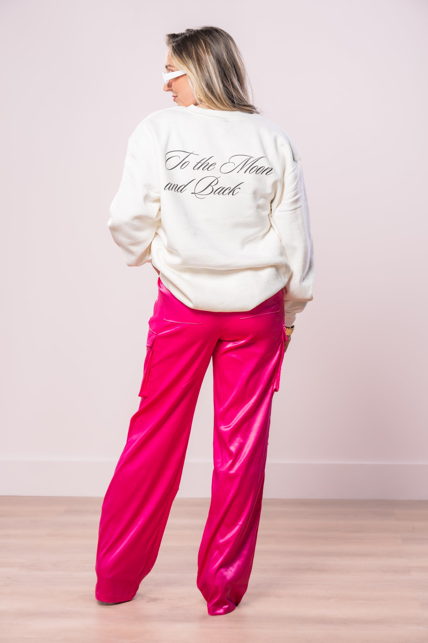 To The Moon and Back, Pinky Promise (Front & Back) - Sweatshirt (Creme)