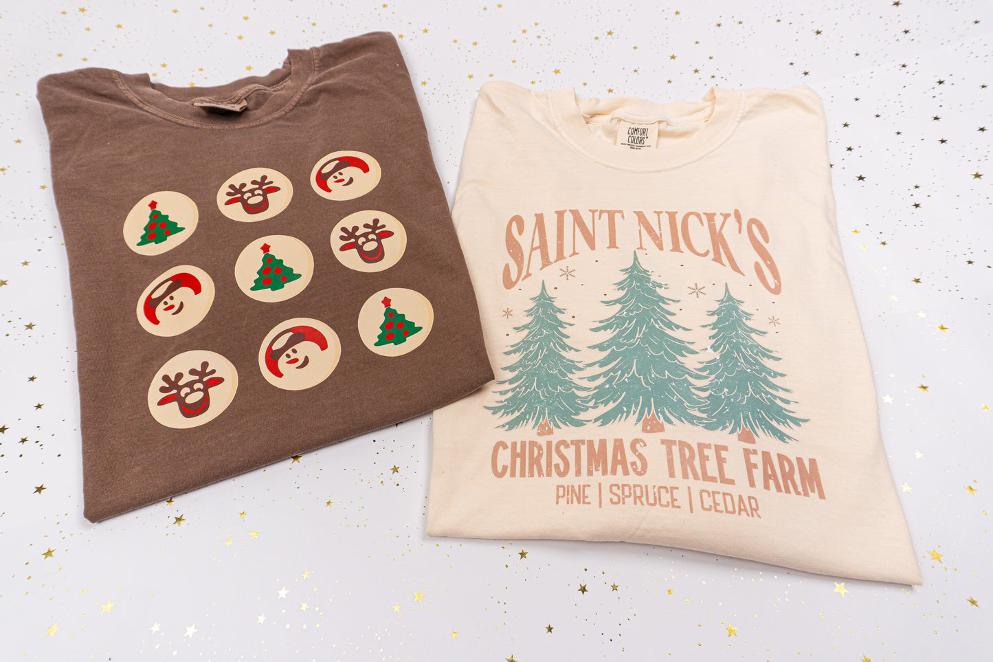 Saint Nick's Christmas Tree Farm - Tee (Vintage Natural, Short Sleeve)
