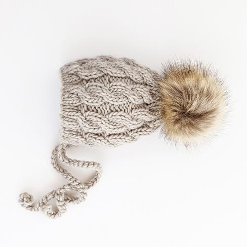 Aspen Cable Knit Bonnet (Oatmeal)