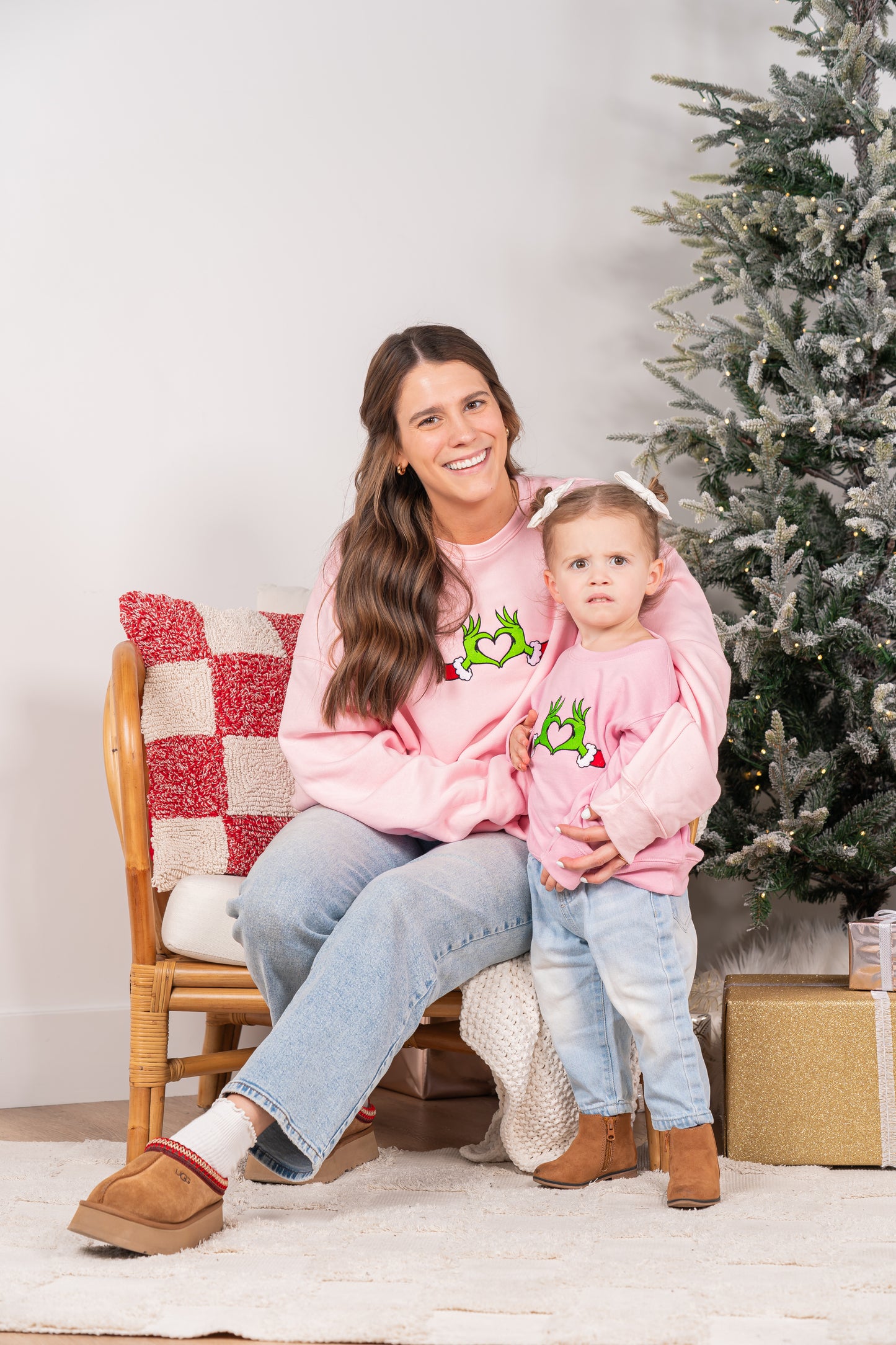 Christmas Heart Hands - Embroidered Sweatshirt (Light Pink)