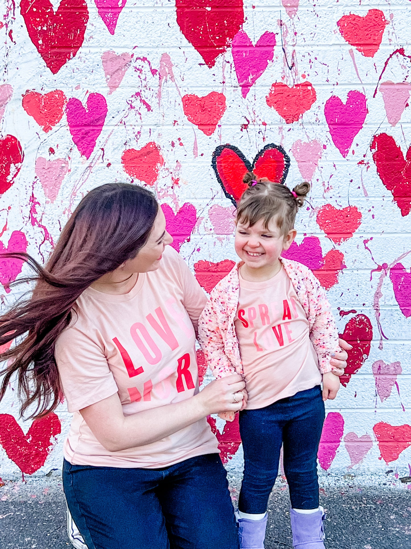 Spread Love - Kids Tee (Peach)