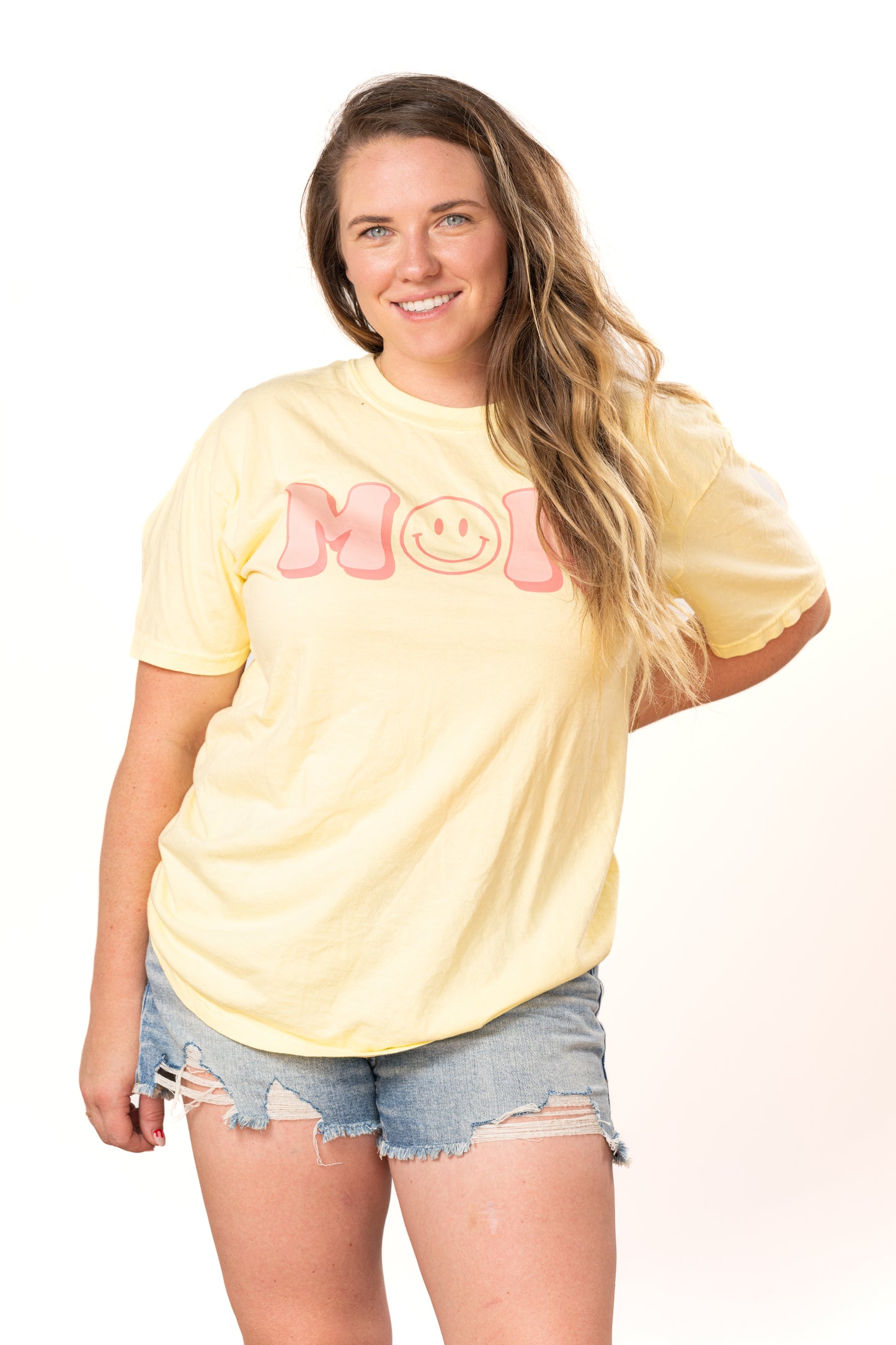 MOM Smiley (Across Front) - Tee (Pale Yellow)