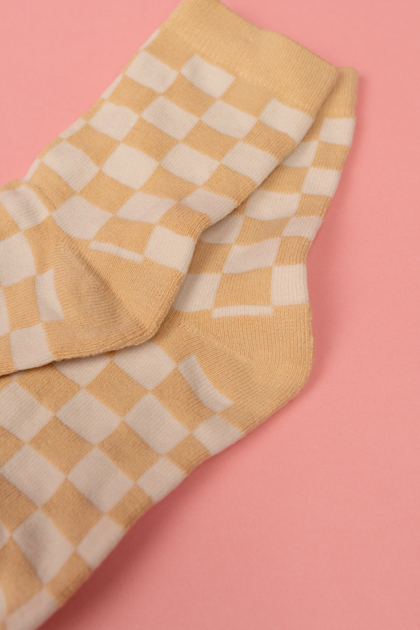 Women's Checkered Socks (Beige)