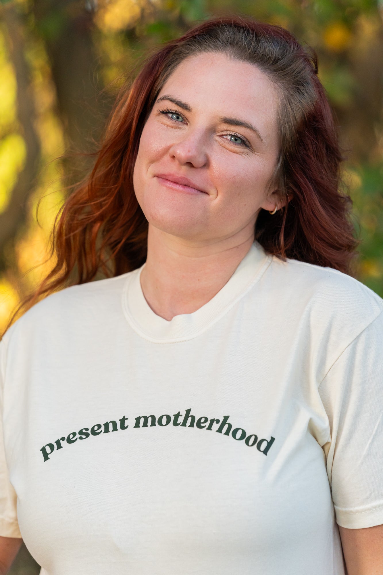 Present Motherhood - Tee (Vintage Natural, Short Sleeve)