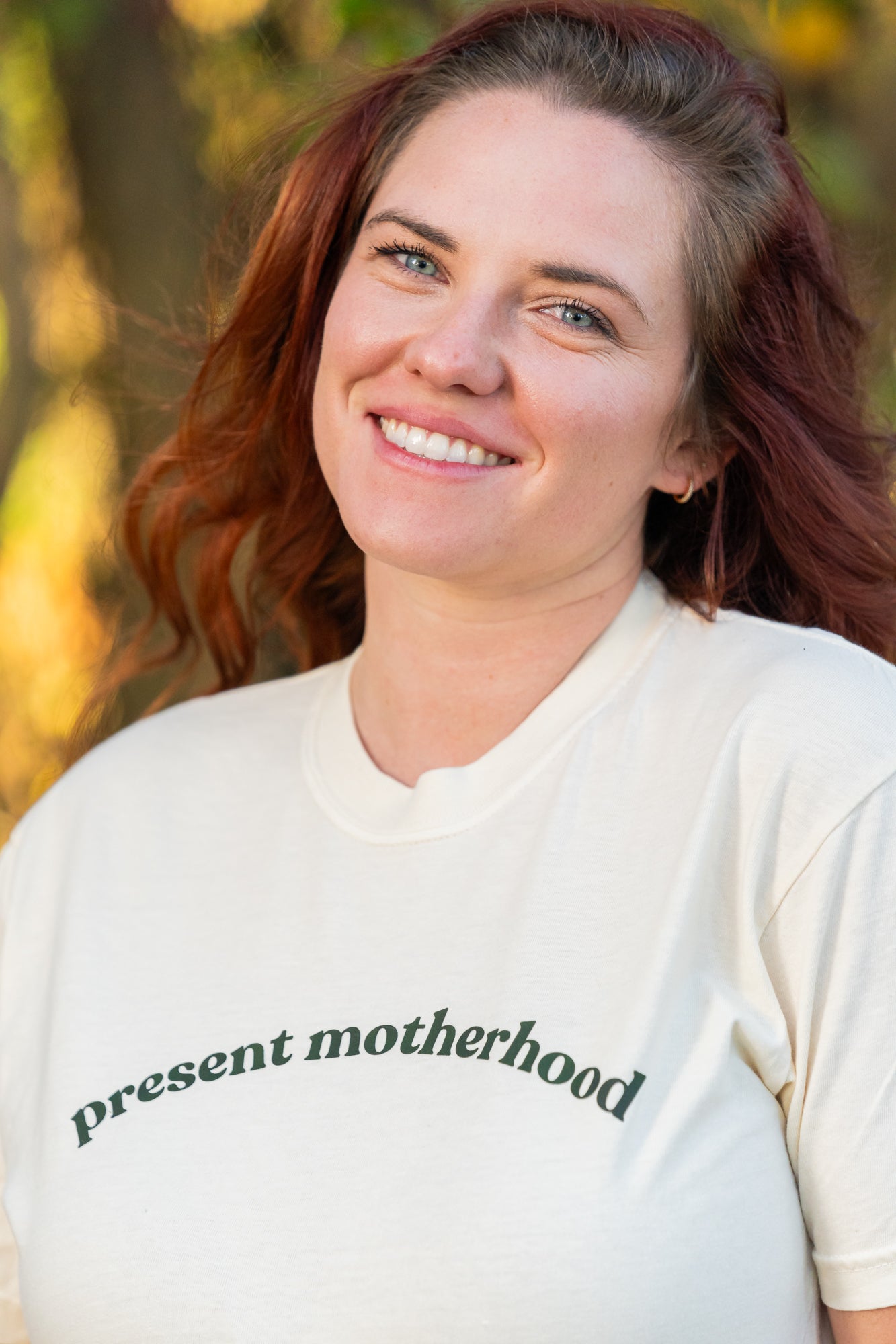 Present Motherhood - Tee (Vintage Natural, Short Sleeve)