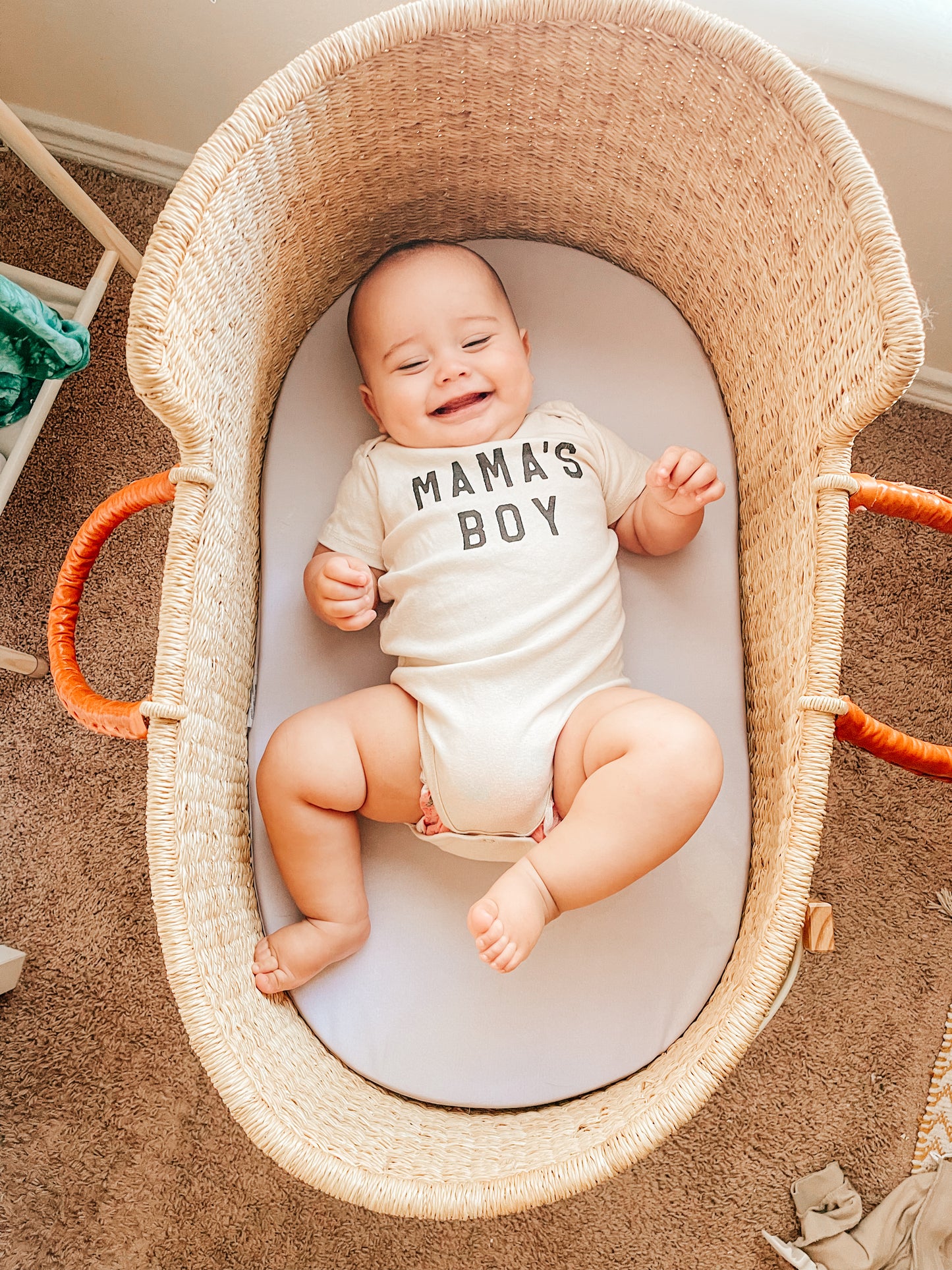 Mama's Boy (Black) - Bodysuit (Natural, Short Sleeve)