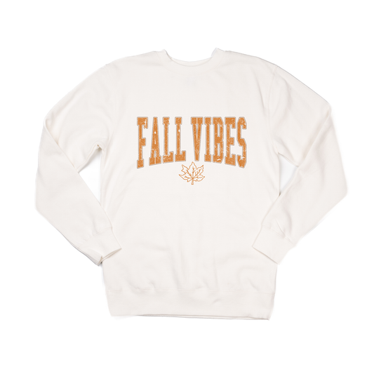 Fall Vibes (Varsity) - Sweatshirt (Creme)