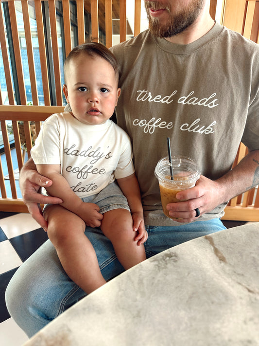 Daddy's Coffee Date - Kids Tee (Natural)