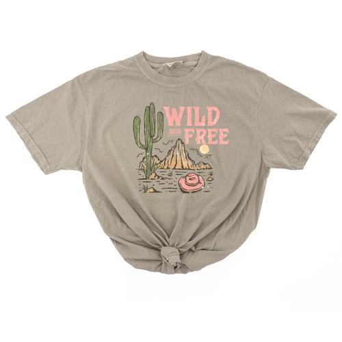 Scenic Wild and Free - Tee (Sandstone)