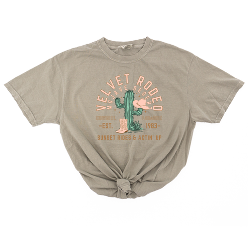 Velvet Rodeo - Tee (Sandstone)