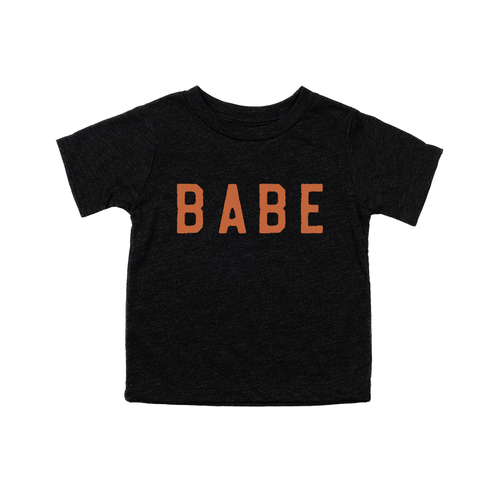 BABE (Rough, Rust) - Kids Tee (Charcoal Black)