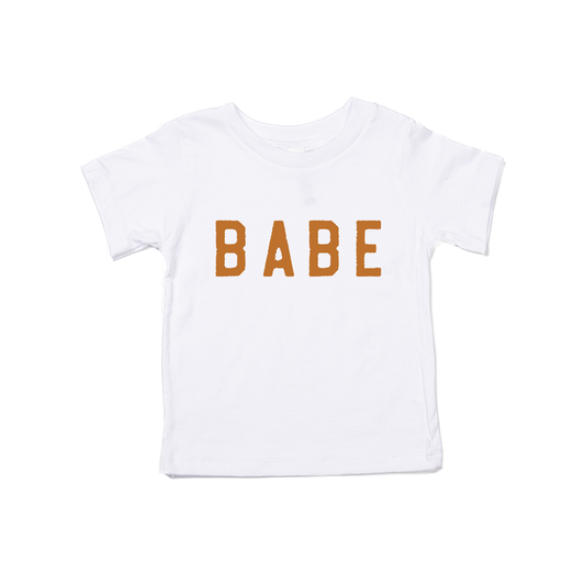 BABE (Rough, Camel) - Kids Tee (White)