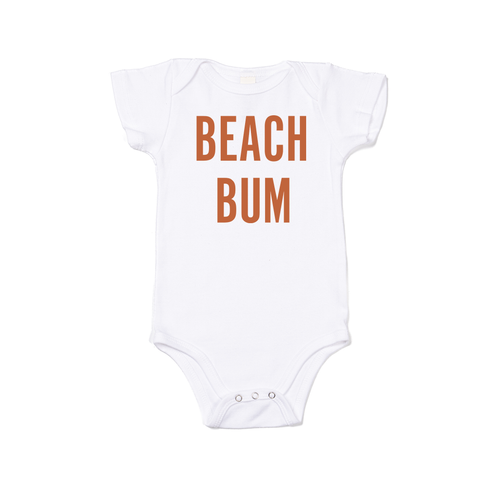 BEACH BUM (Rust) - Bodysuit (White, Short Sleeve)