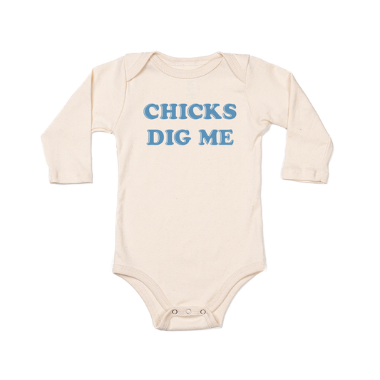 Chicks Dig Me - Bodysuit (Natural, Long Sleeve)