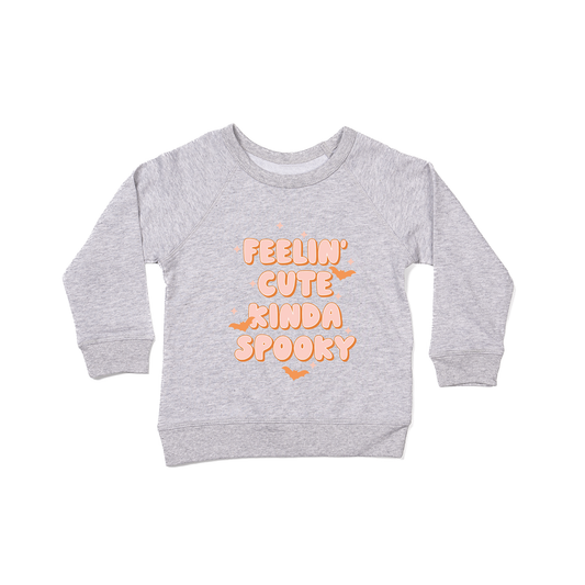 Feelin' Cute Kinda Spooky - Kids Sweatshirt (Heather Gray)